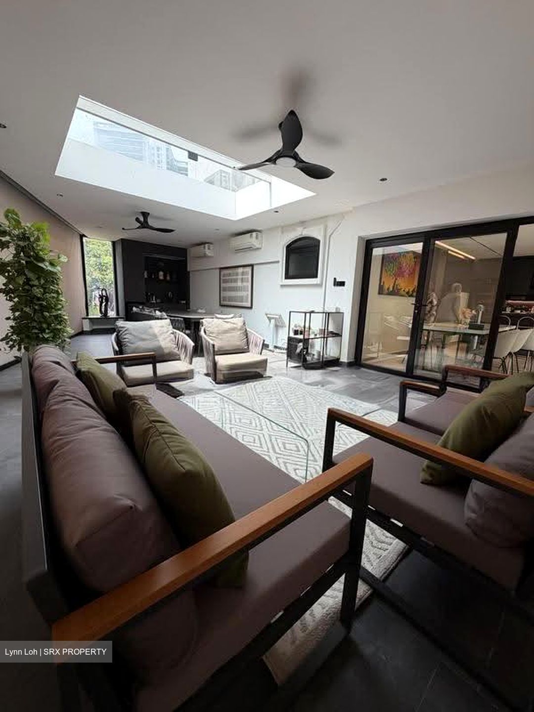 Hillview Villas (D23), Terrace #637809971